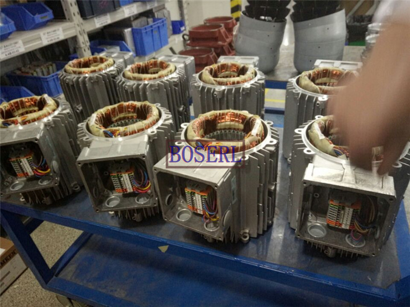 1711204865637296.jpg 減速機(jī)